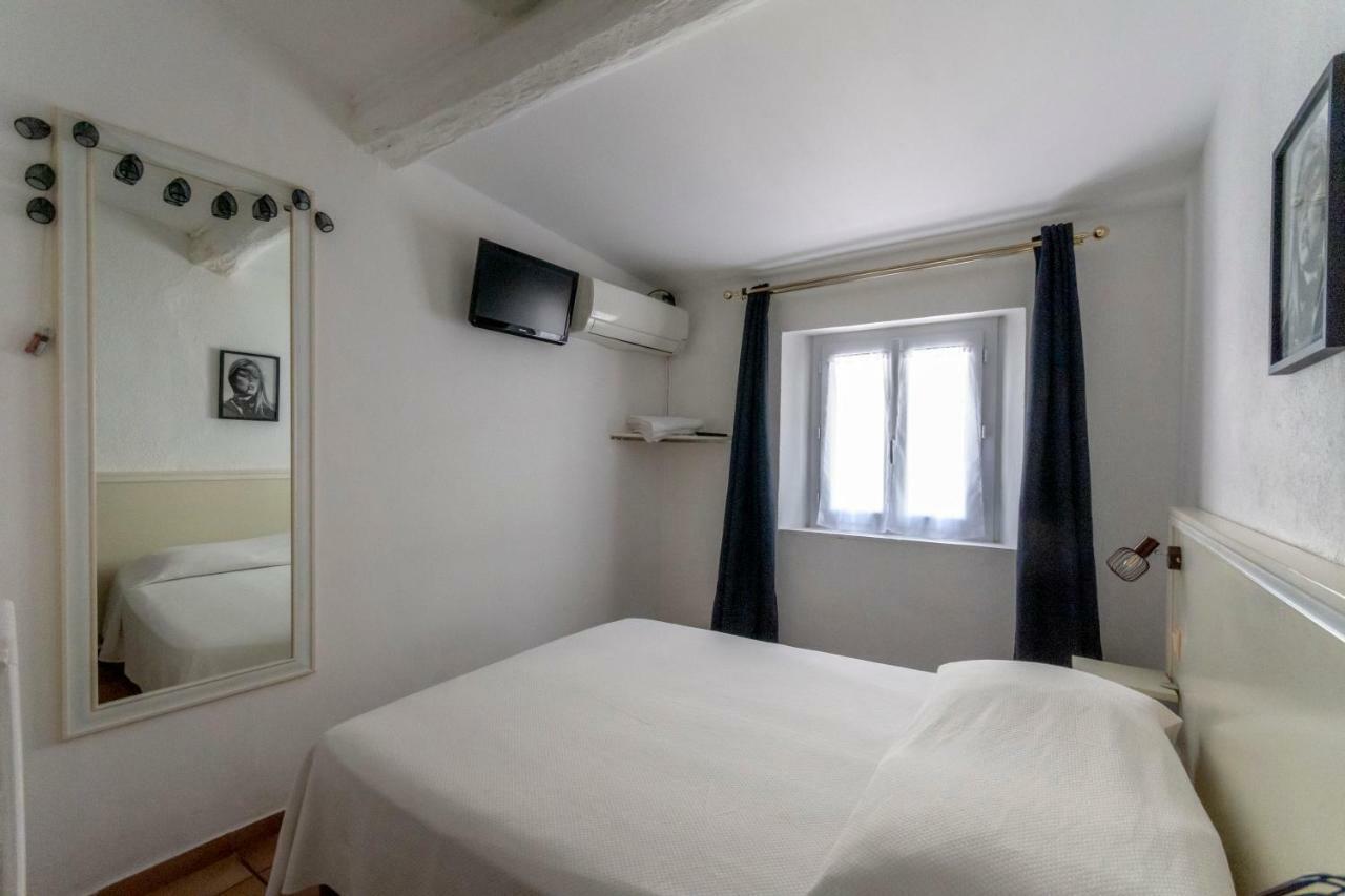 Hotel Le Flore Fréjus المظهر الخارجي الصورة