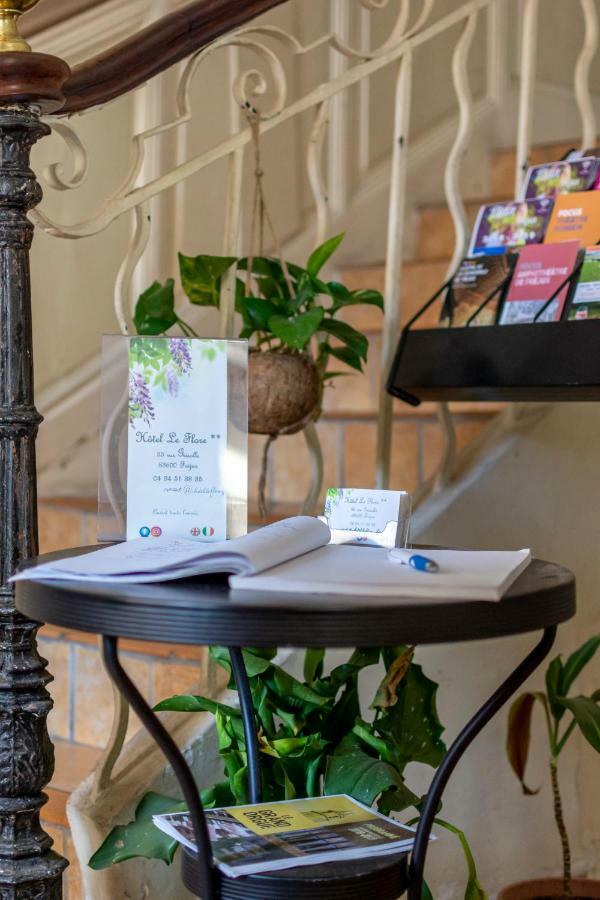 Hotel Le Flore Fréjus المظهر الخارجي الصورة
